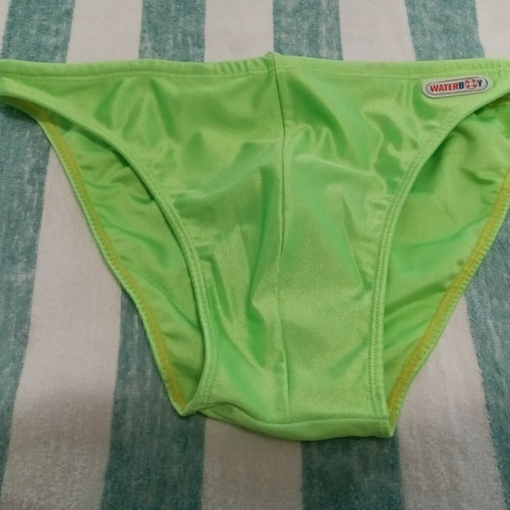 (*) VINTAGE LIME GREEN "WATERBOY" SWIM BRIEF, SIZE "L" (~33") - Pre-Owned